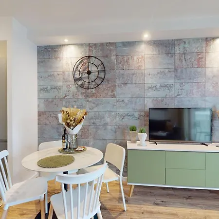 Bulwary Ksiazece - Ksiecia Witolda - River View By Wroapart-pl * Wrocław