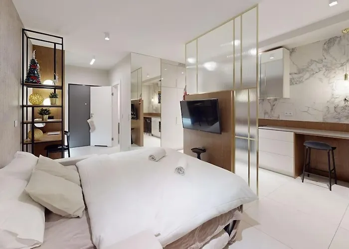 Apartman Bulwary Ksiazece - Ksiecia Witolda - River View By Wroapart-pl *