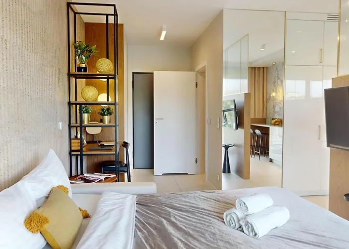 Bulwary Ksiazece - Ksiecia Witolda - River View By Wroapart-pl * Wrocław