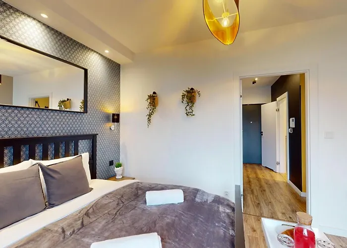 Apartman Bulwary Ksiazece - Ksiecia Witolda - River View By Wroapart-pl