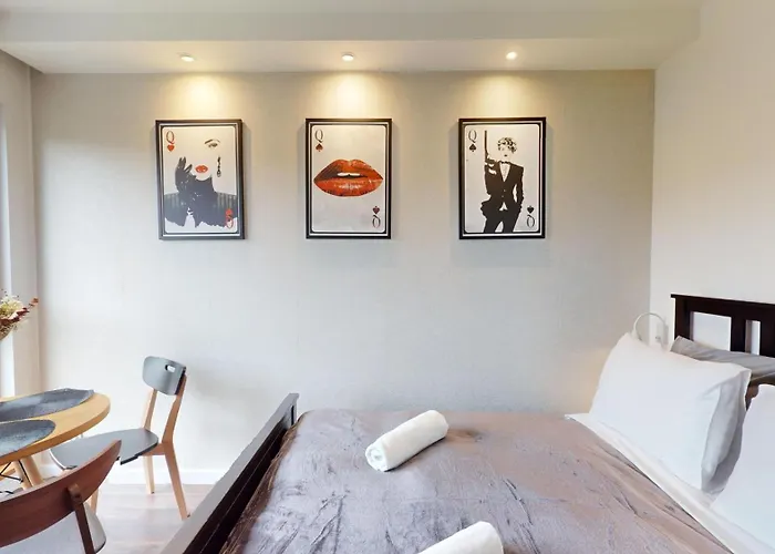 Bulwary Ksiazece - Ksiecia Witolda - River View By Wroapart-pl Wrocław